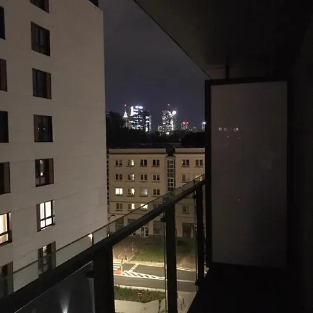 アパート Pawia 51 - Piekny Wiok Na Centrum Warszawy - Duzy Balkon - Smart Tv 55 Cali Wifi - Good ワルシャワ