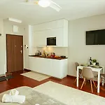 아파트 Pawia 51 - Piekny Wiok Na Centrum Warszawy - Duzy Balkon - Smart Tv 55 Cali Wifi - Good