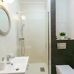 Pawia 51 - Piekny Wiok Na Centrum Warszawy - Duzy Balkon - Smart Tv 55 Cali Wifi - Good * 바르샤바