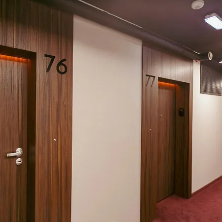 アパート Pawia 51 - Piekny Wiok Na Centrum Warszawy - Duzy Balkon - Smart Tv 55 Cali Wifi - Good ワルシャワ